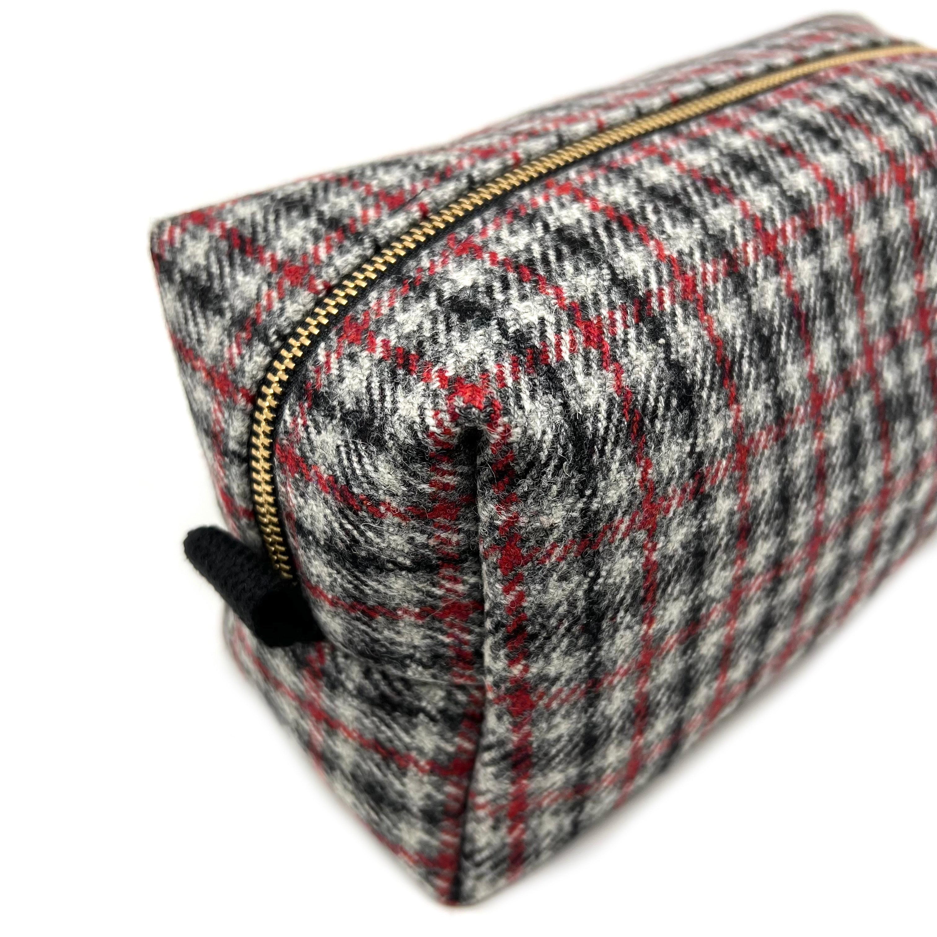 Winterberry Boxed Wash Bag